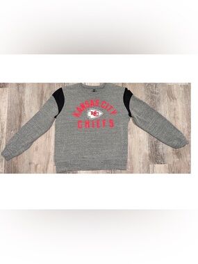 Women's Kansas City Chiefs Sweater Size Medium